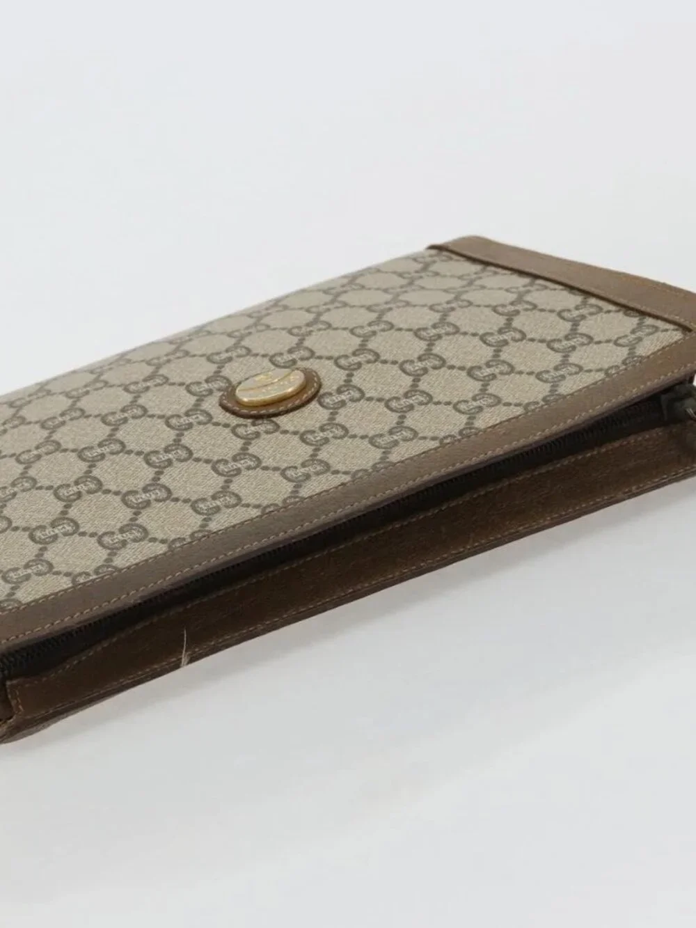 GUCCI GG Supreme Clutch Bag PVC Beige Gold Auth gh2128